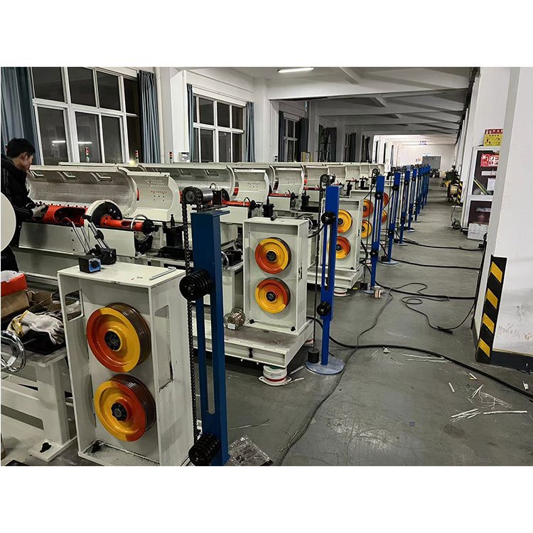 100/12 Máy mắc kẹt ống ngang
