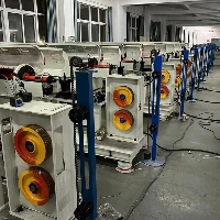 Máy buộc dây
